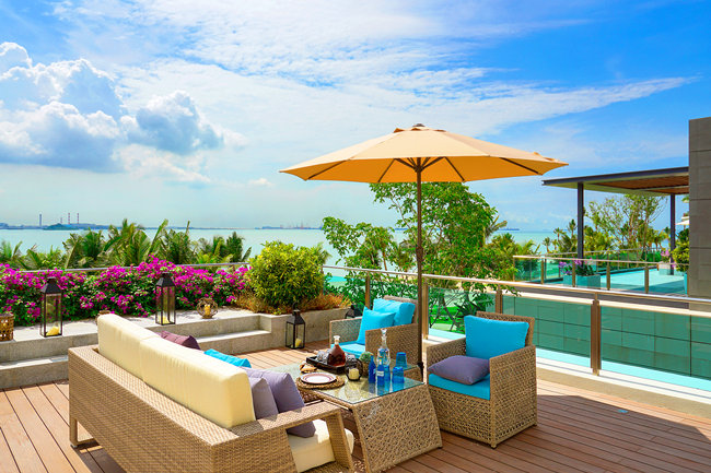 高爾夫別墅陽臺美麗風(fēng)景